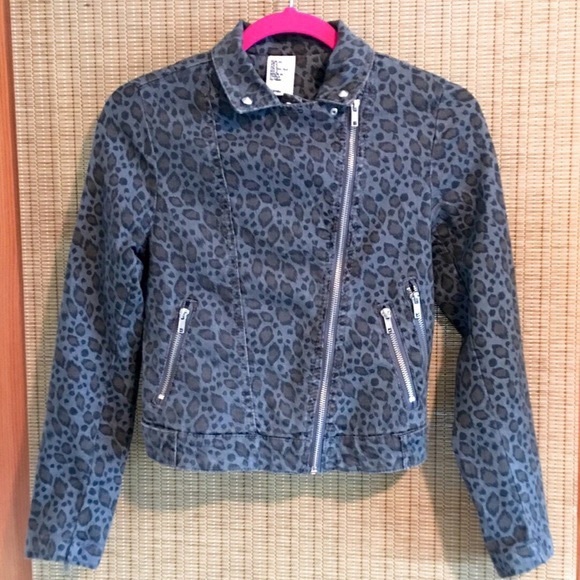 H&M Leopard Pattern Denim Moto Jacket - Picture 2 of 8